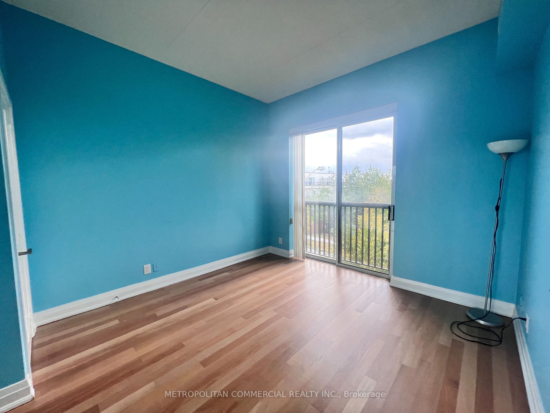 2737 Keele St, #213