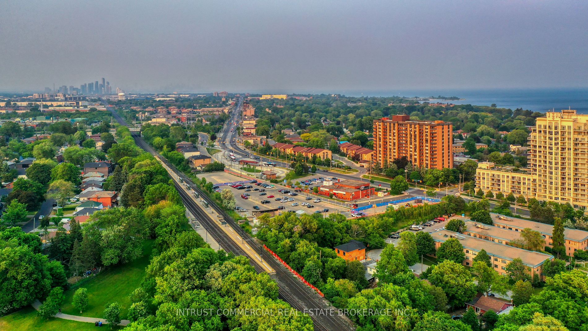 3094 Lake Shore Blvd W