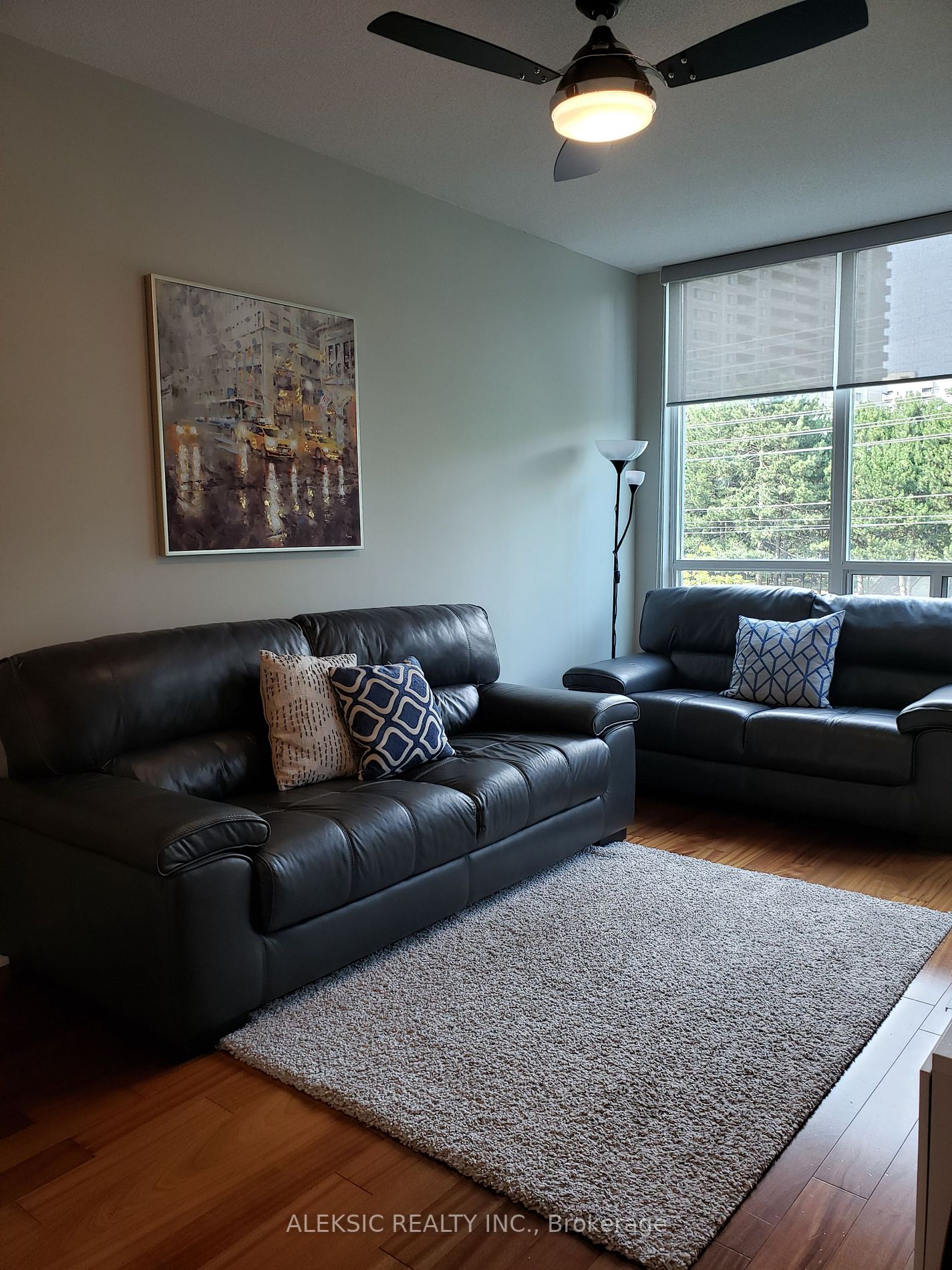 3504 Hurontario St, #202