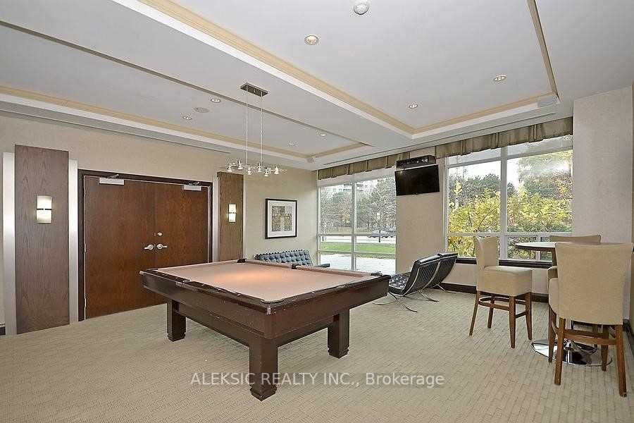 3504 Hurontario St, #202