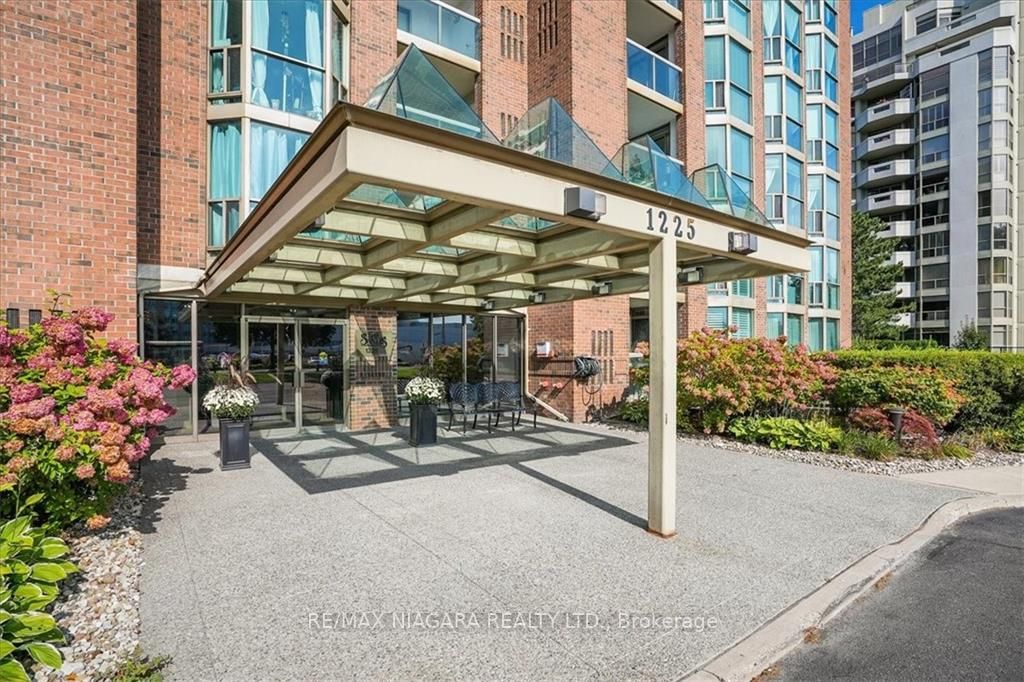 1225 NORTH SHORE Boulevard E #408