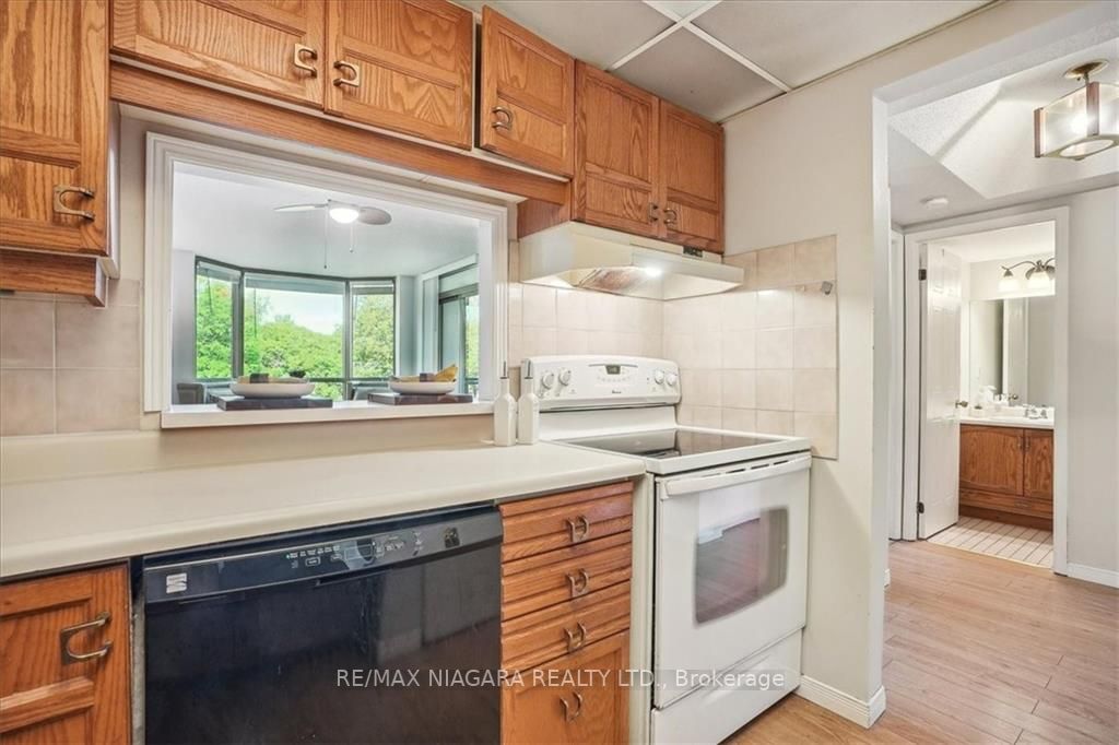 1225 NORTH SHORE Boulevard E #408