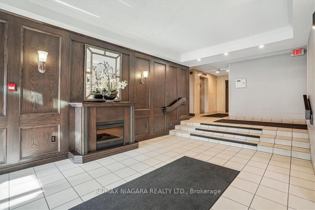 1225 NORTH SHORE Boulevard E #408
