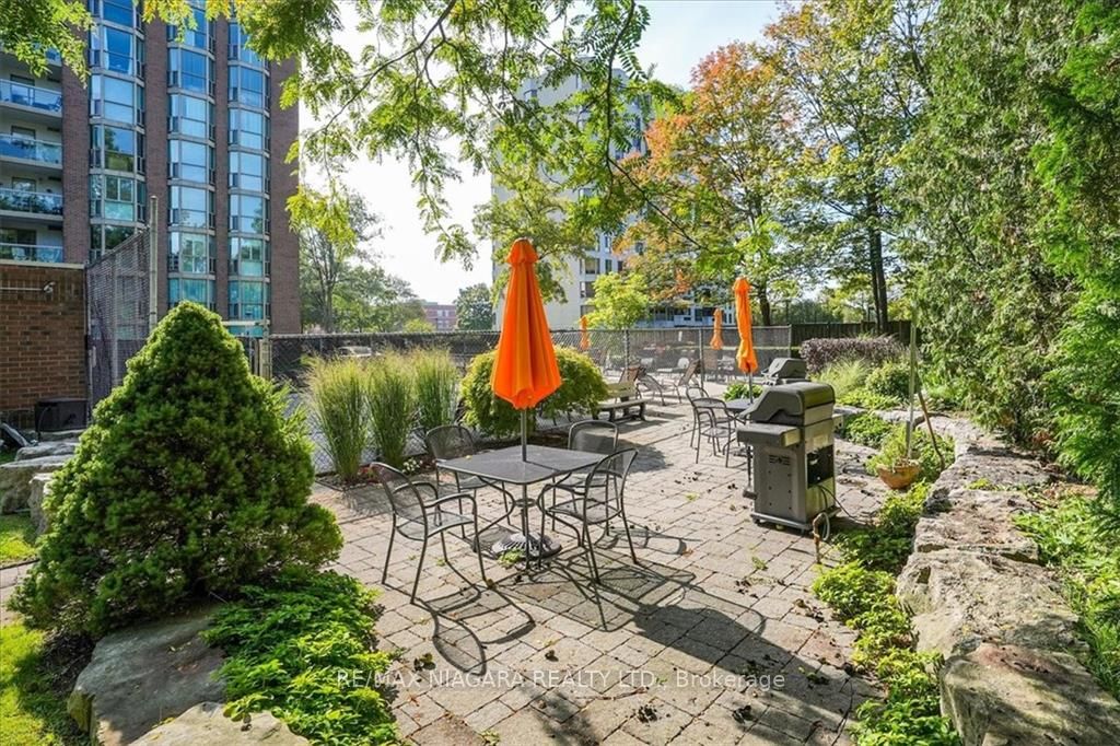 1225 NORTH SHORE Boulevard E #408
