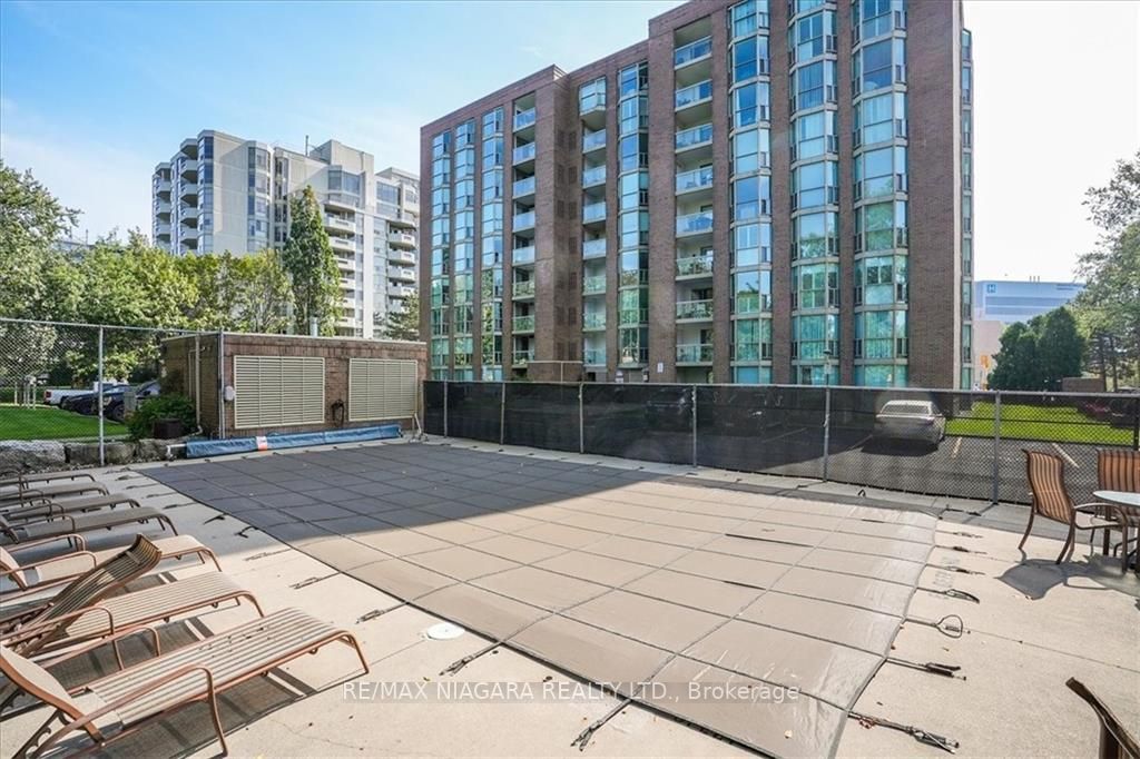 1225 NORTH SHORE Boulevard E #408