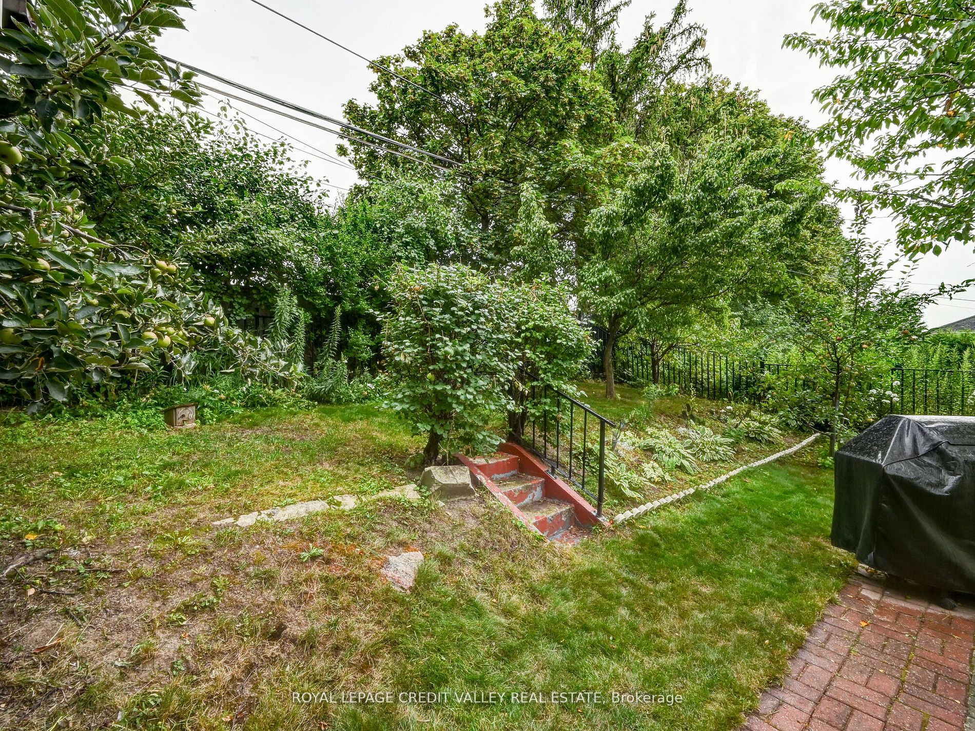 39 Eldomar Ave