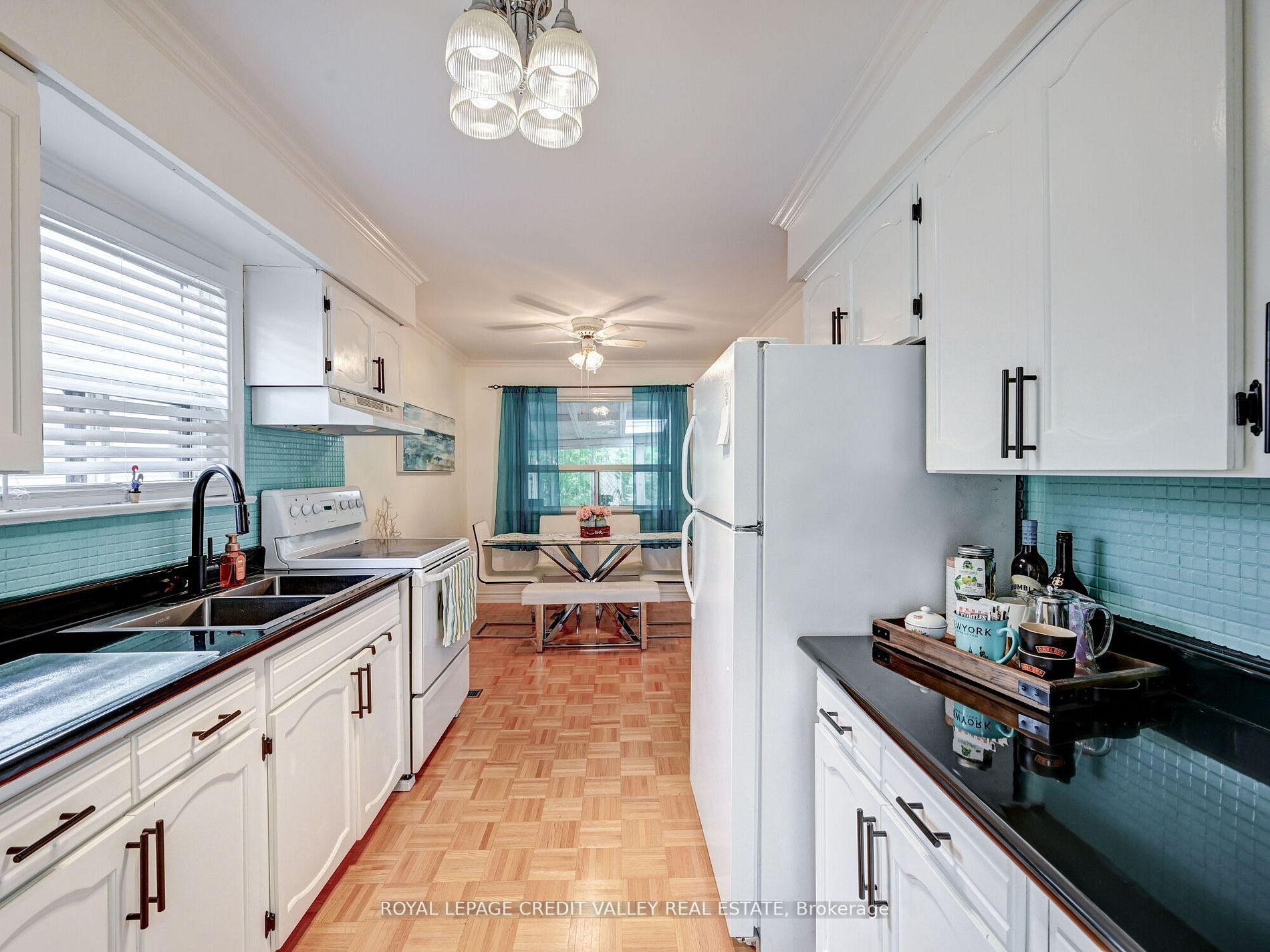 39 Eldomar Ave