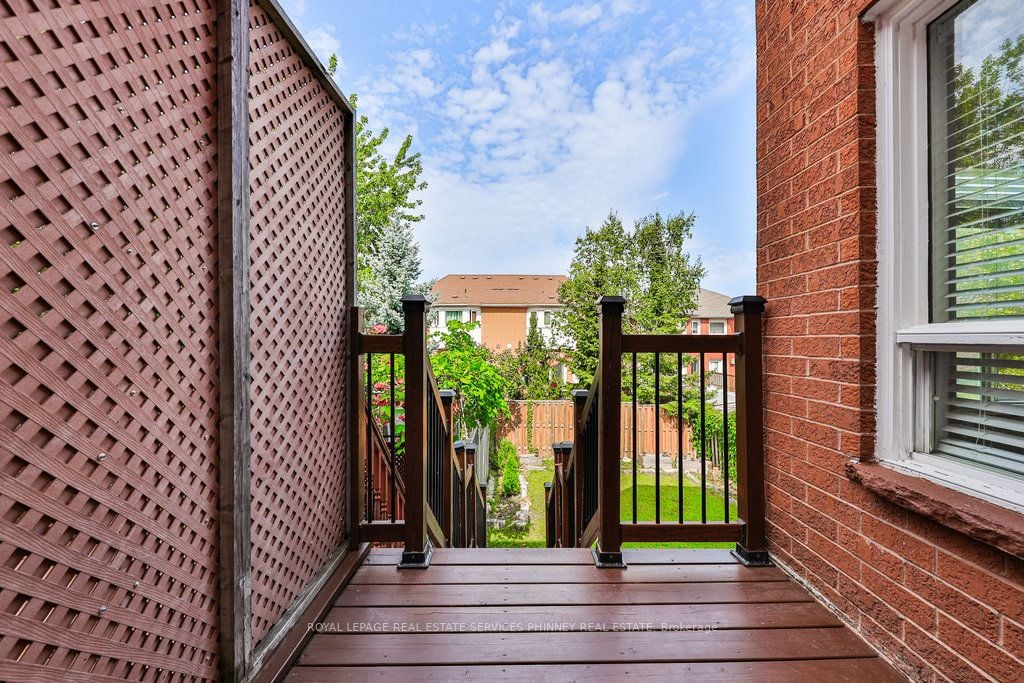 5628 Palmerston Cres