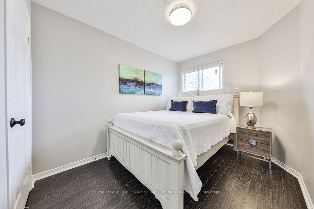 5628 Palmerston Cres