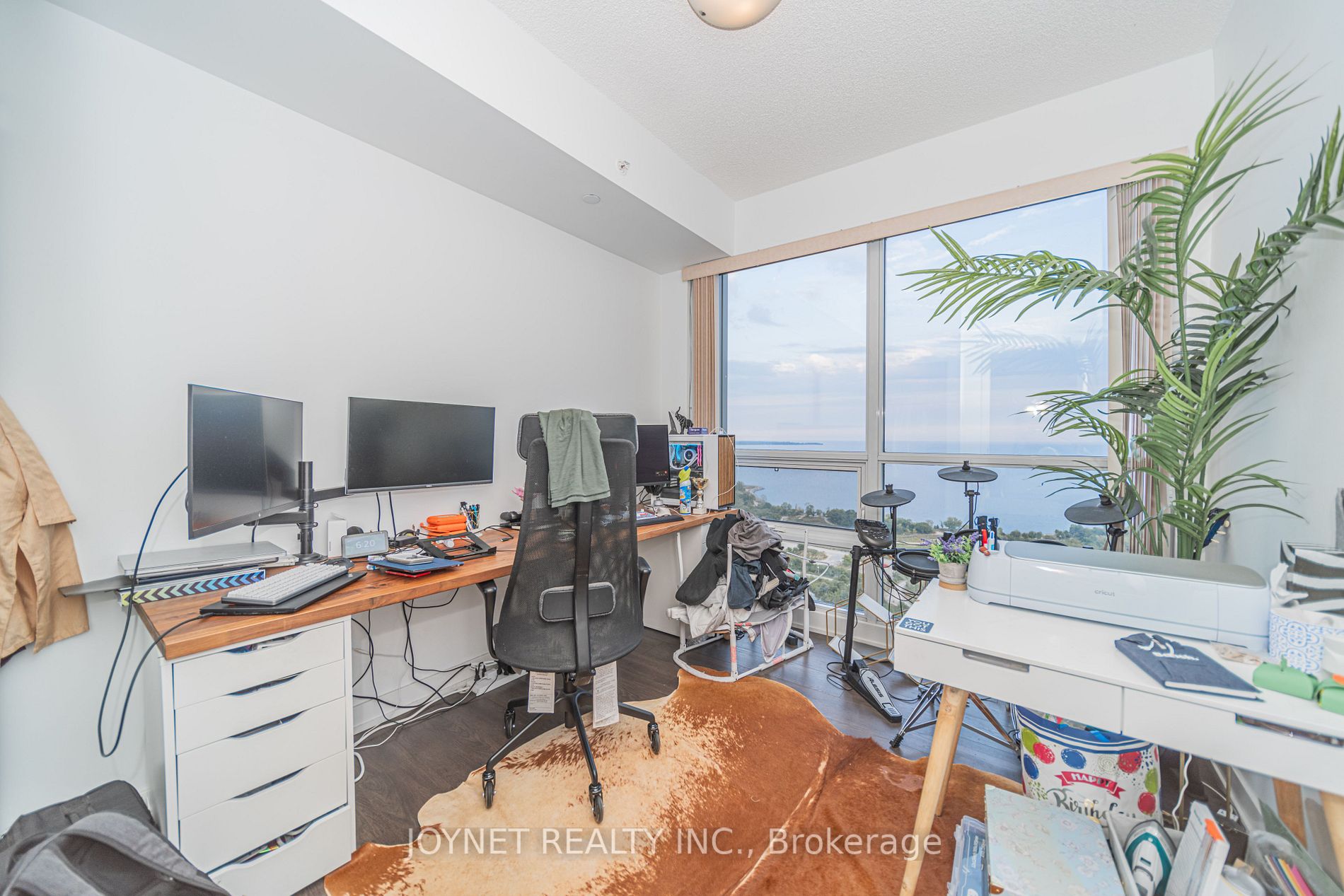 2200 Lake Shore Boulevard W #3801