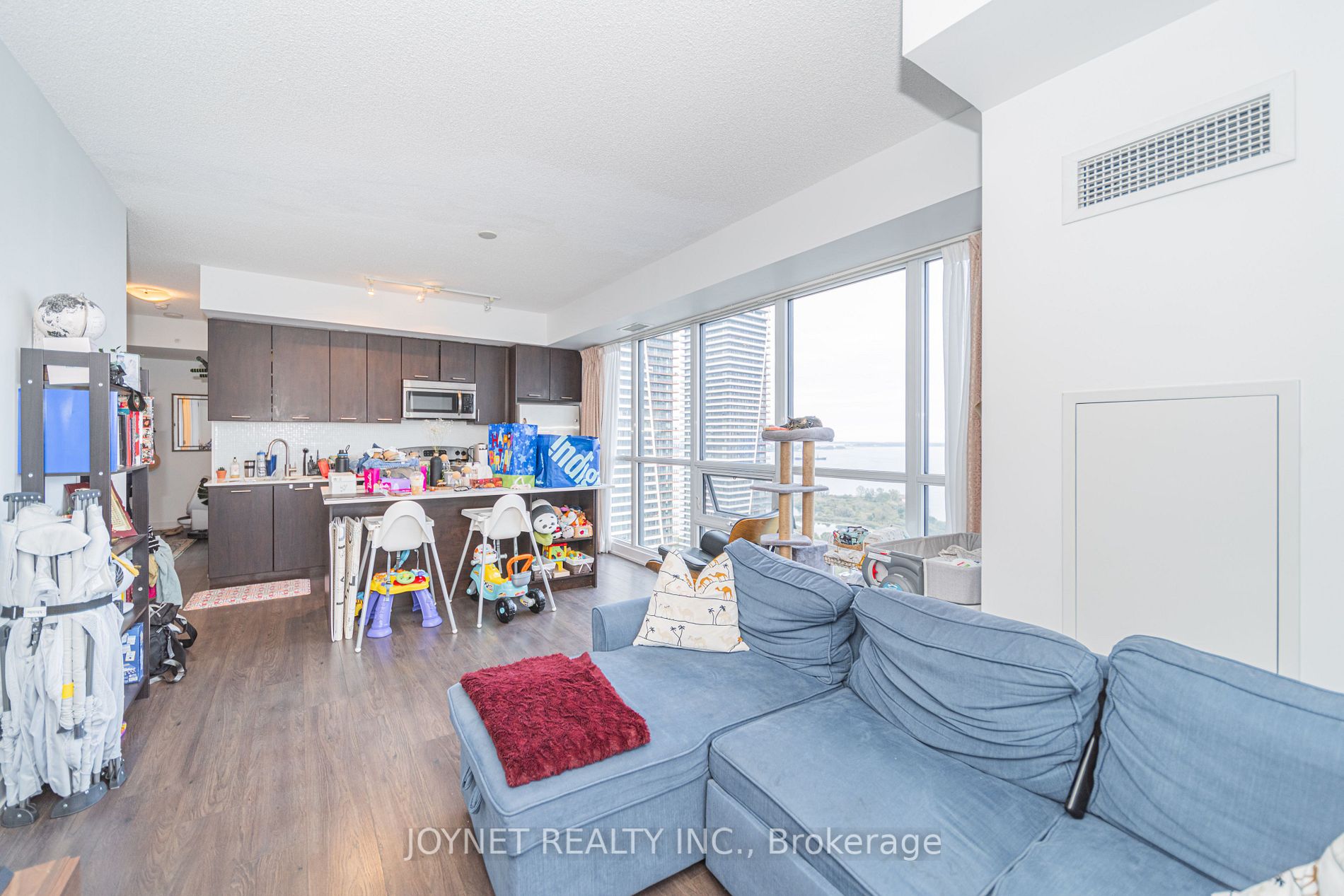 2200 Lake Shore Boulevard W #3801