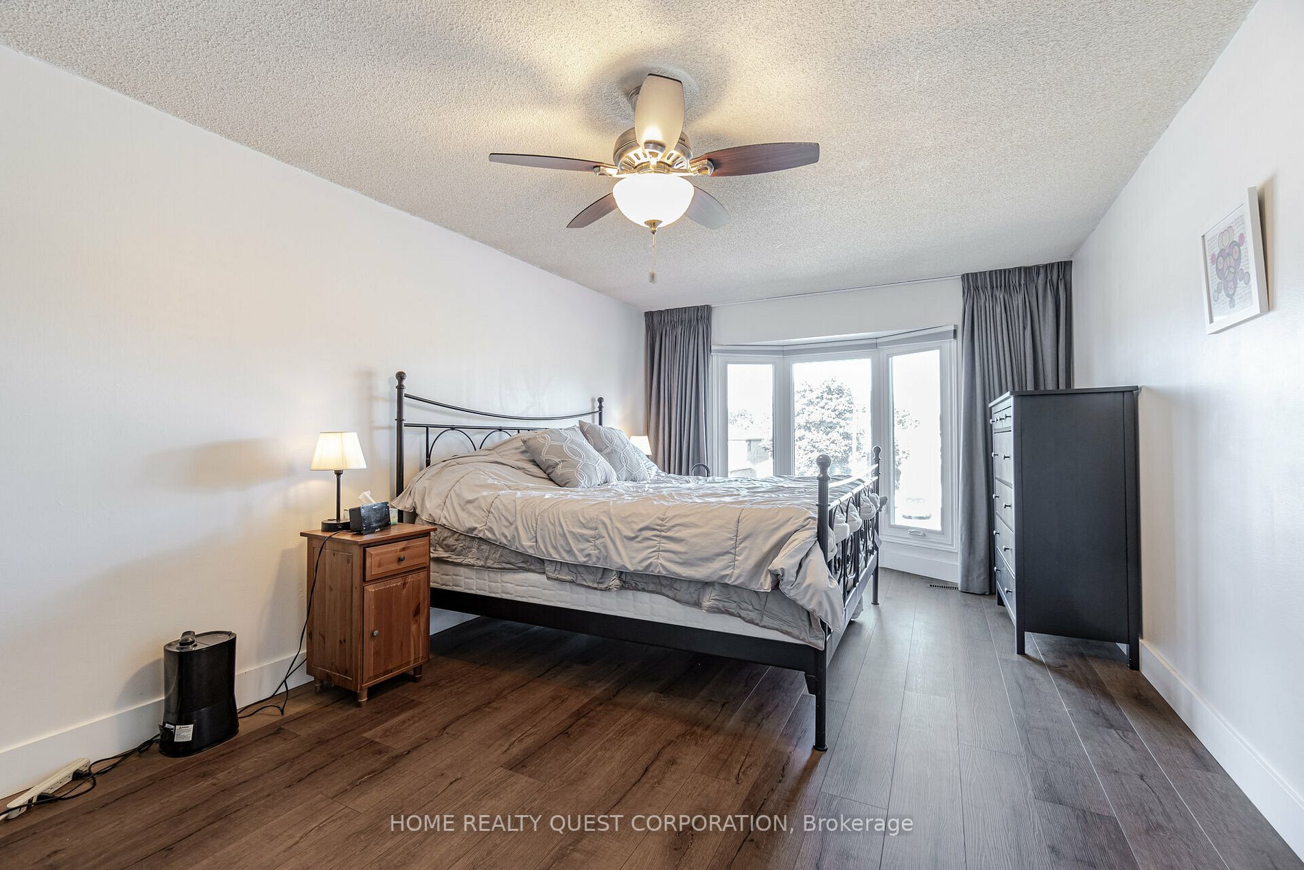 3708 Colonial Dr