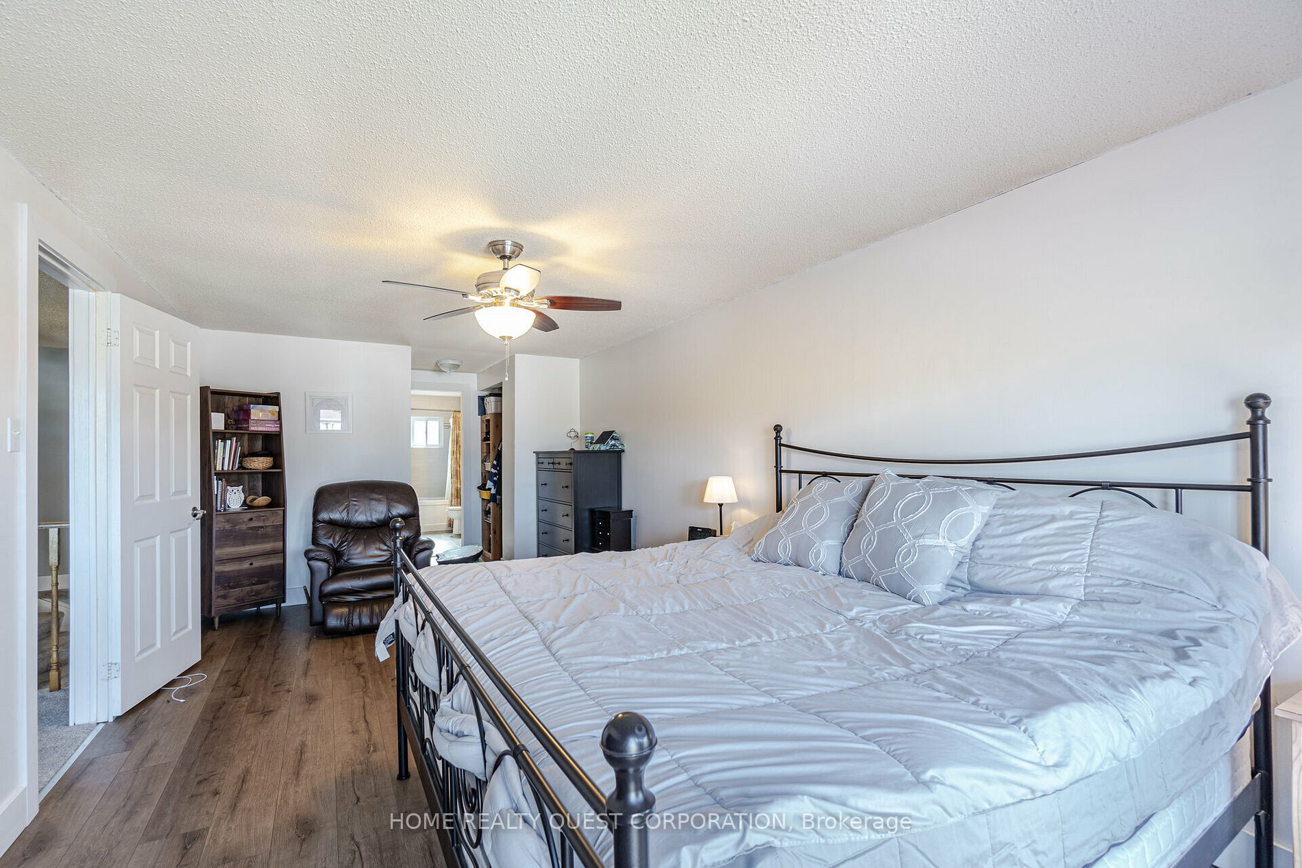3708 Colonial Dr