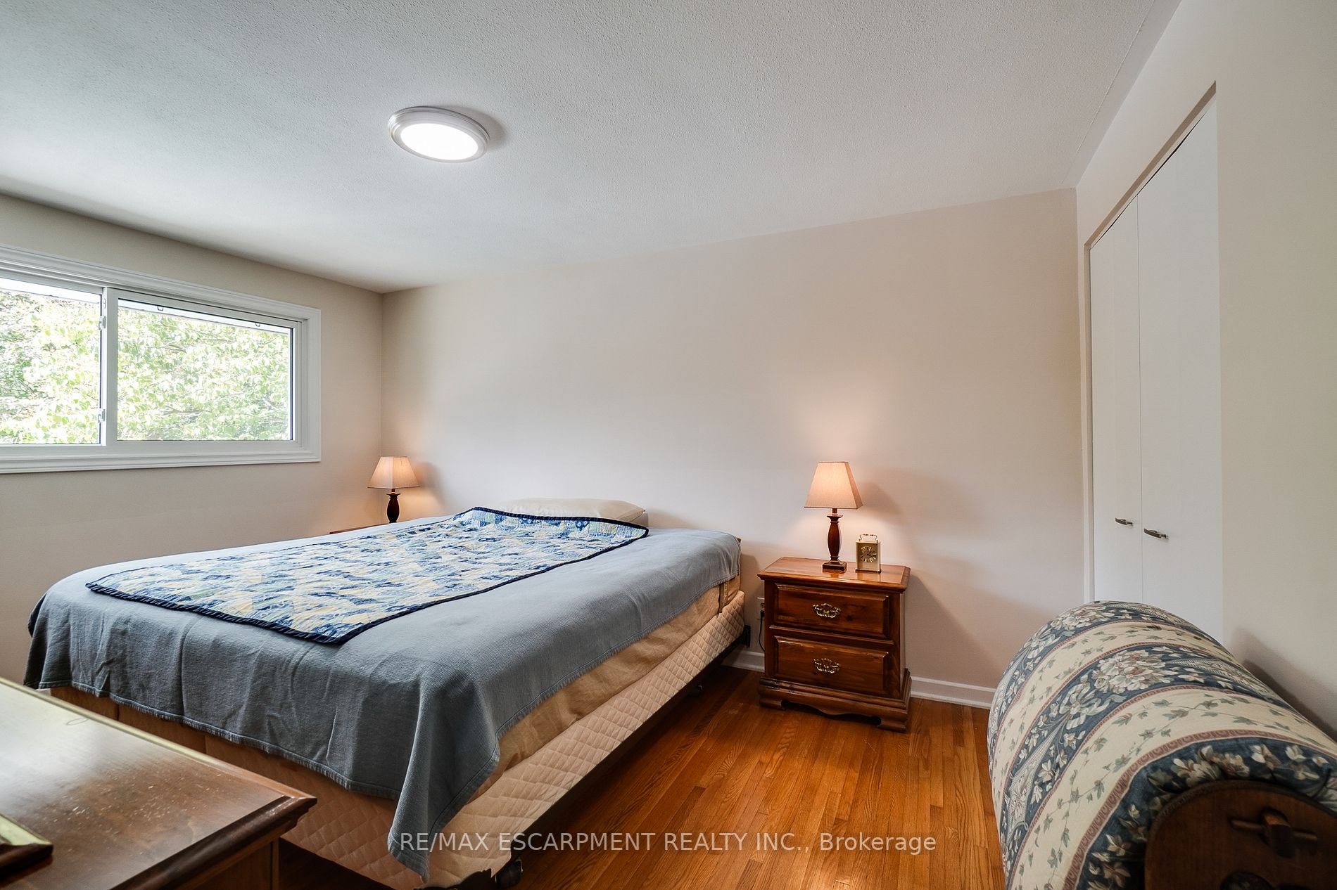 3467 Geneva Pl