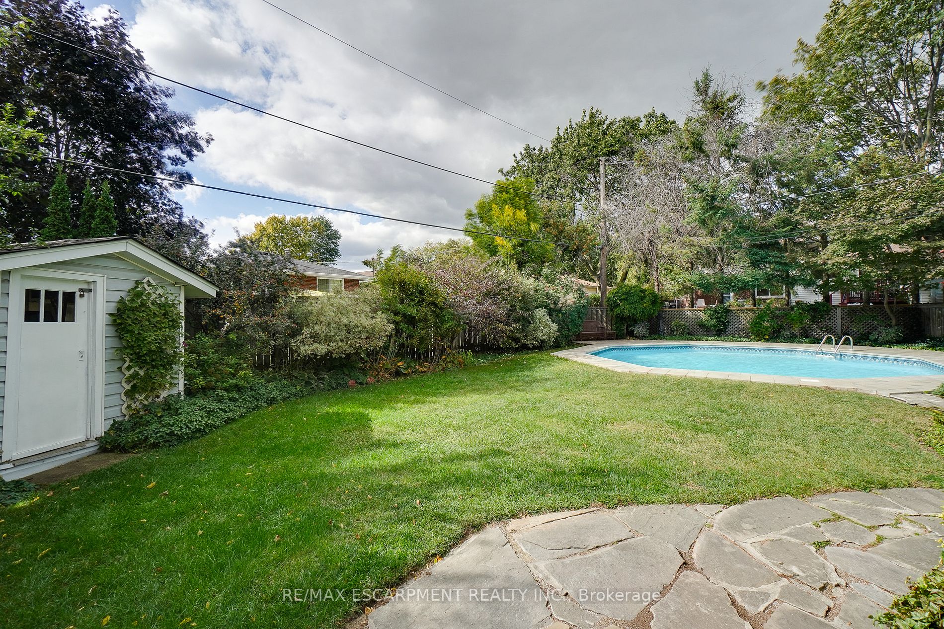 3467 Geneva Pl
