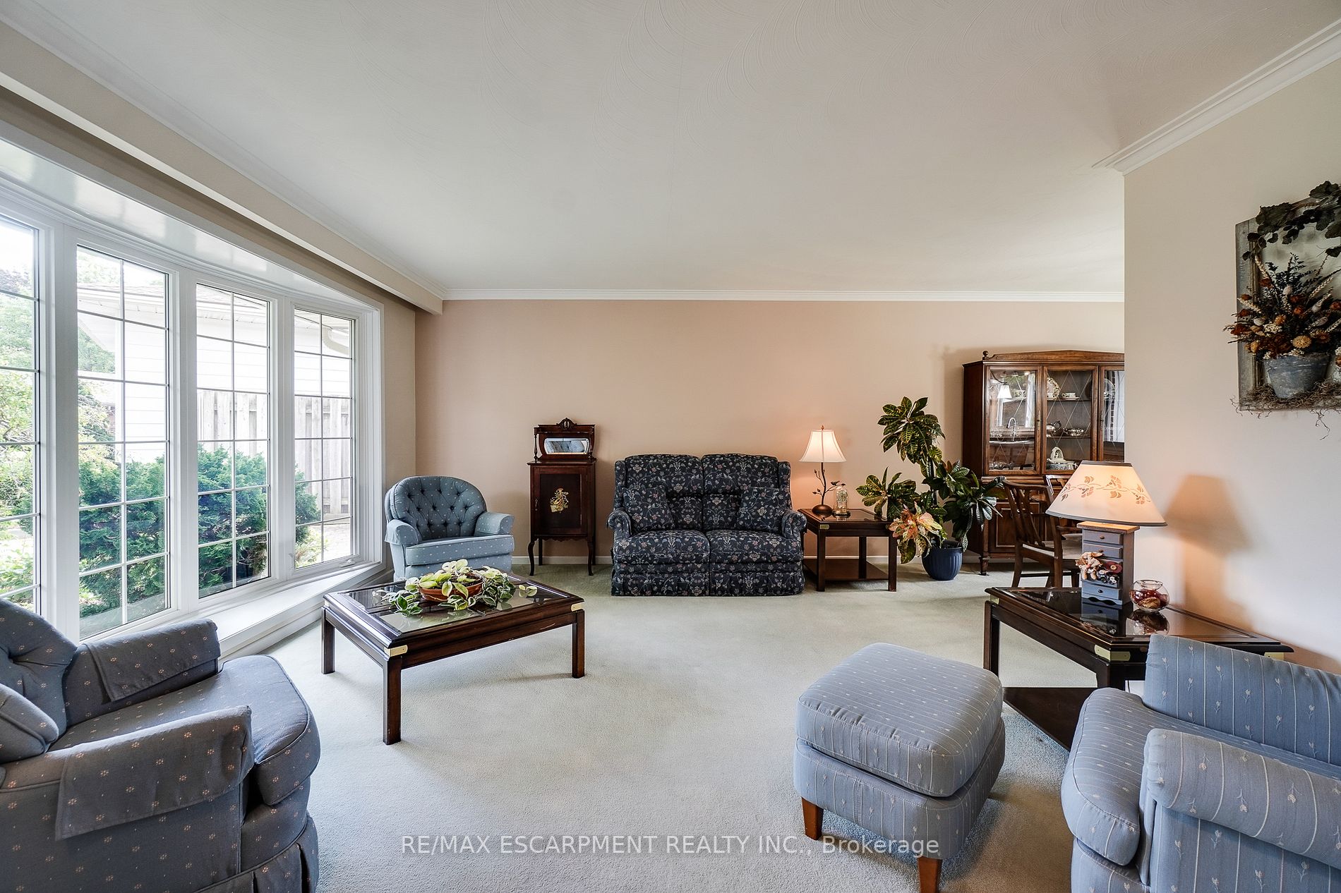 3467 Geneva Pl