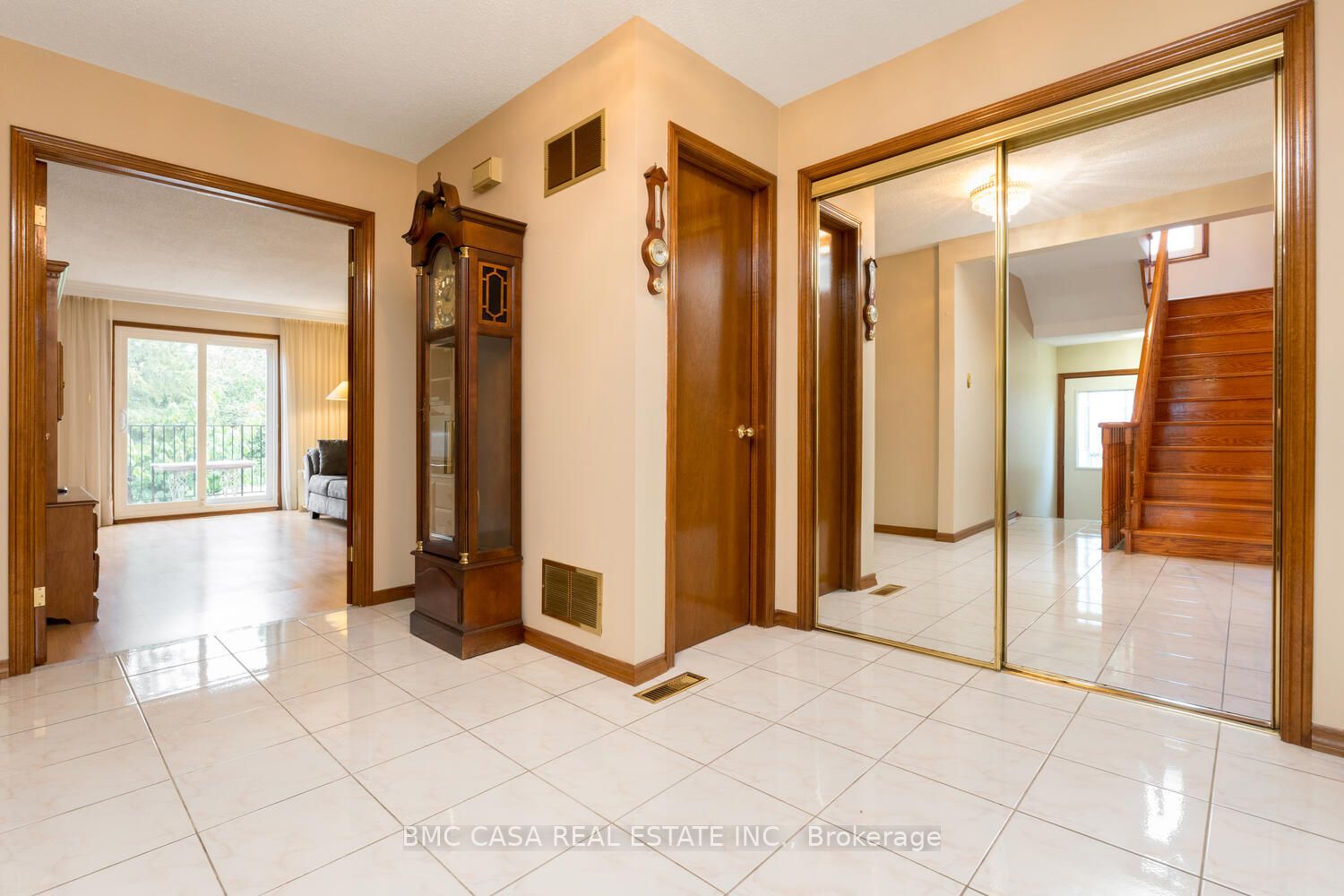 73 Bremen Lane