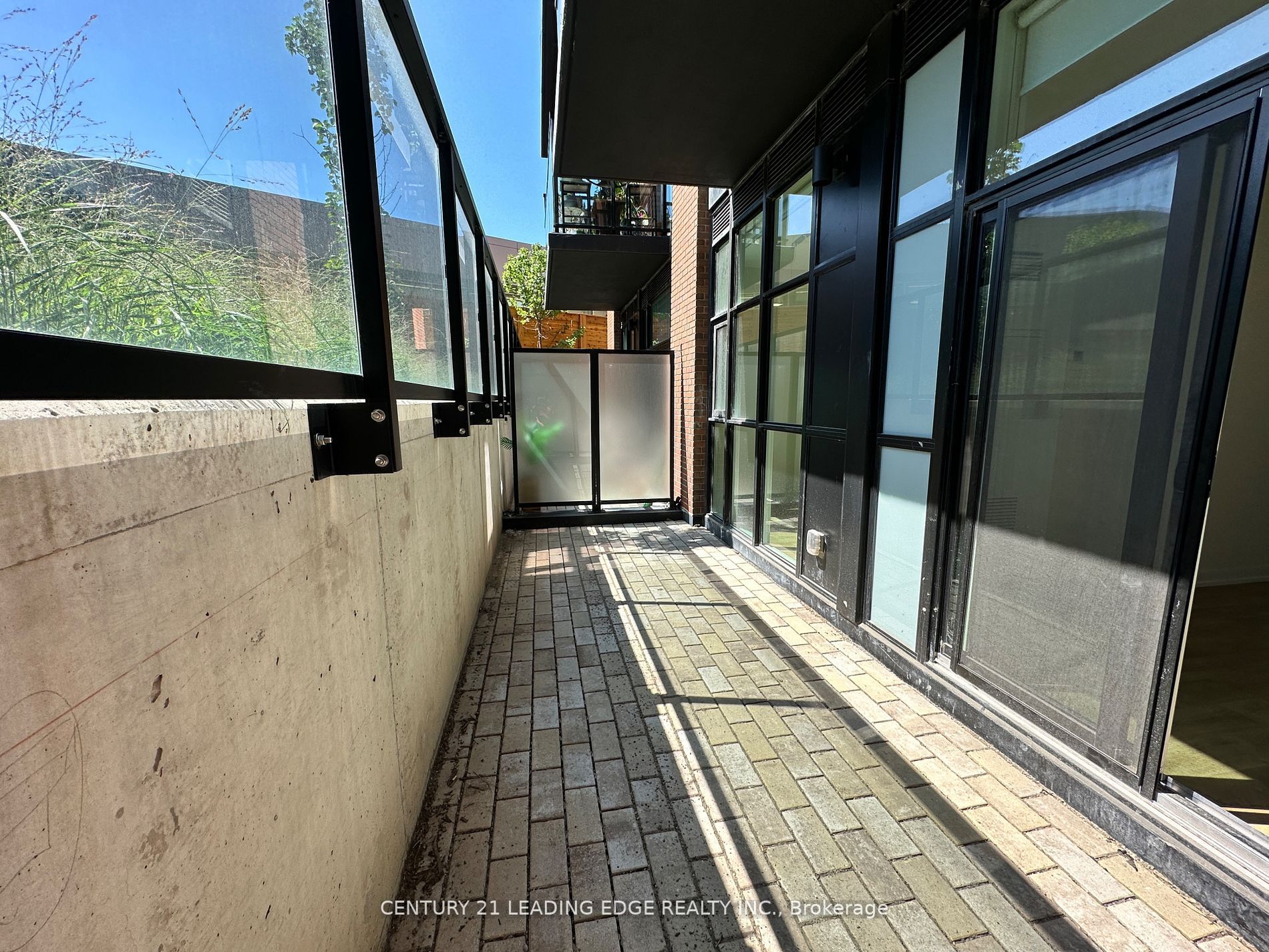 2300 St. Clair Ave W, #116