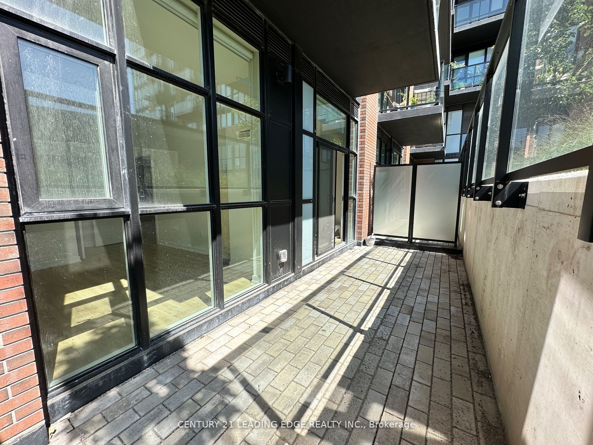 2300 St. Clair Ave W, #116