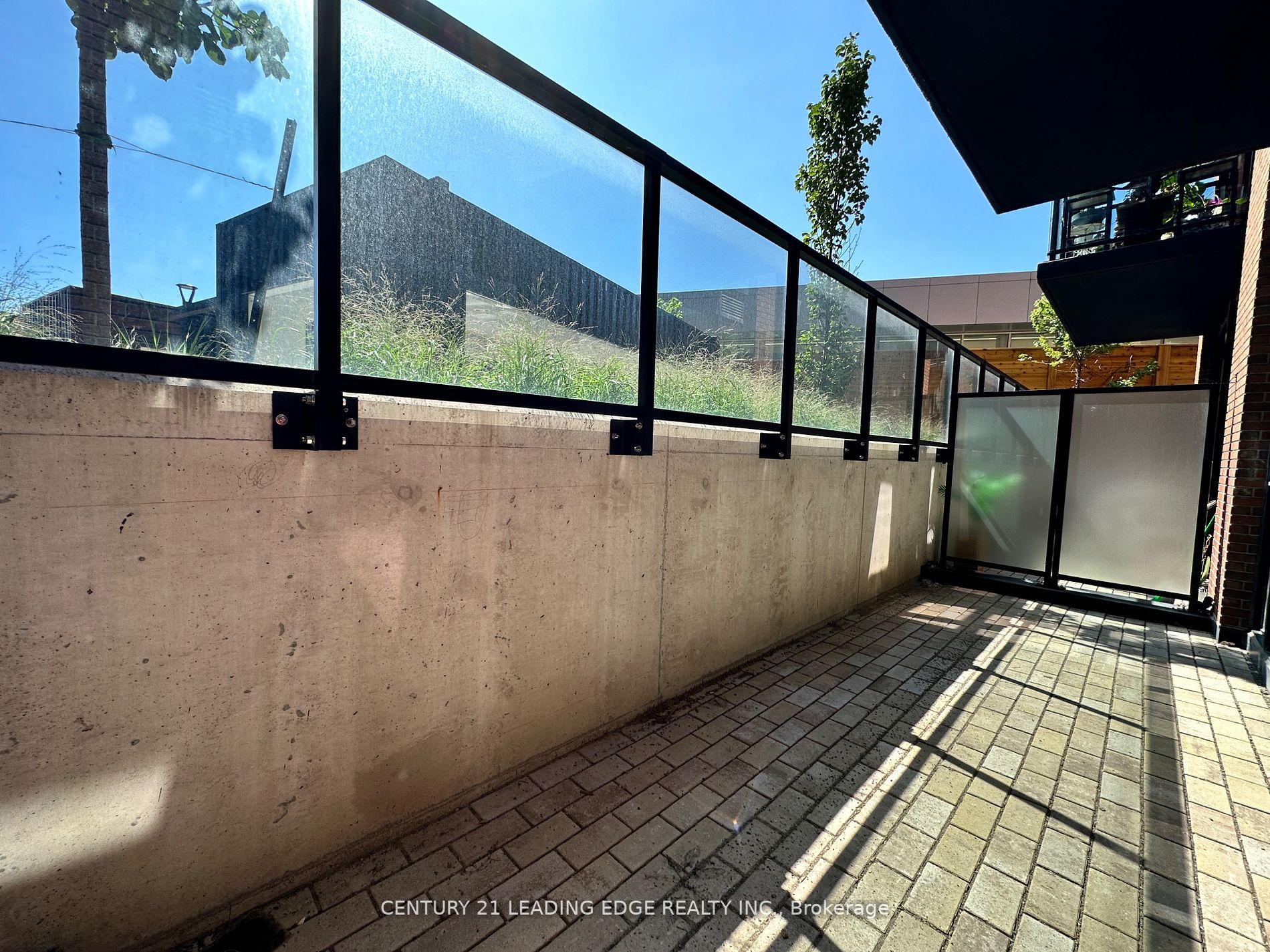 2300 St. Clair Ave W, #116
