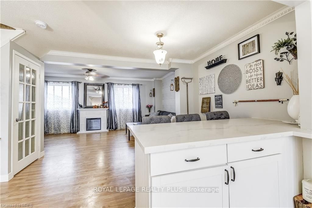 63 Stewart Maclaren Rd, #117