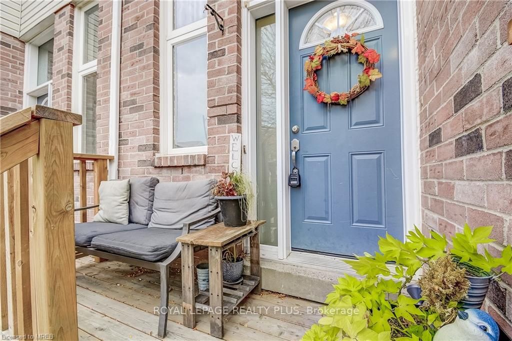 63 Stewart Maclaren Rd, #117