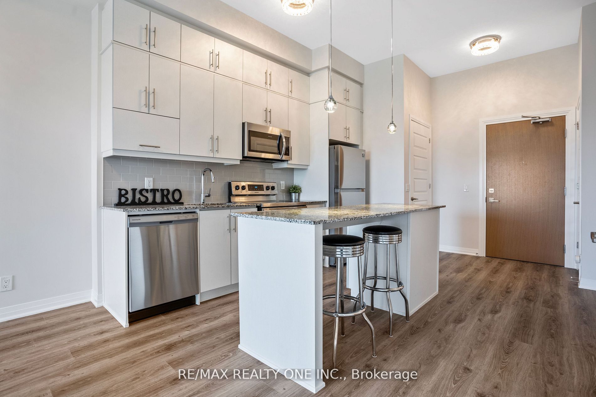 128 Grovewood Common, #614