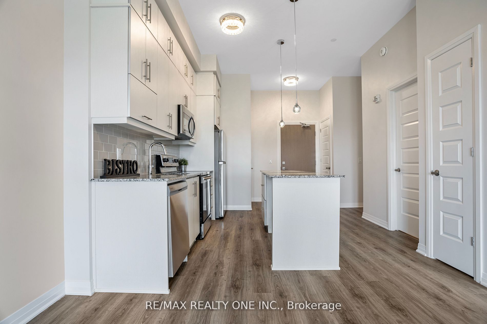 128 Grovewood Common, #614