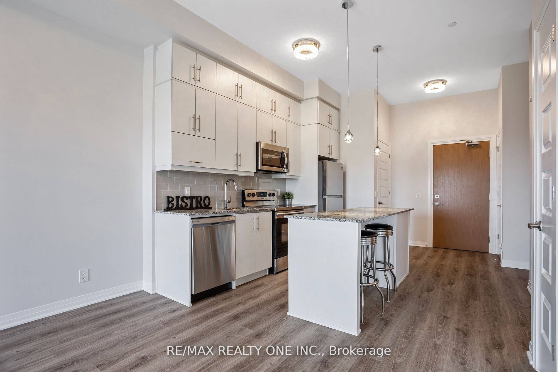 128 Grovewood Common, #614