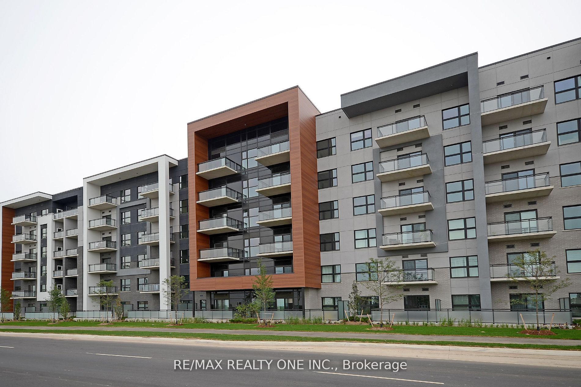 128 Grovewood Common, #614