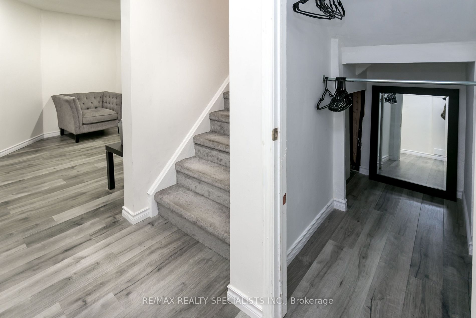 866 Shepherd Place
