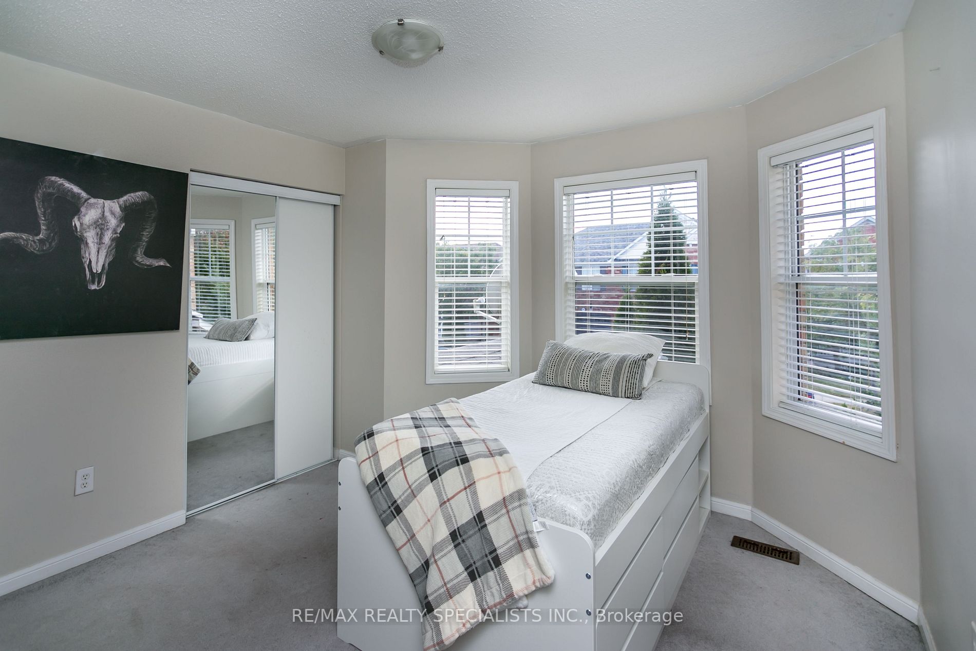 866 Shepherd Place