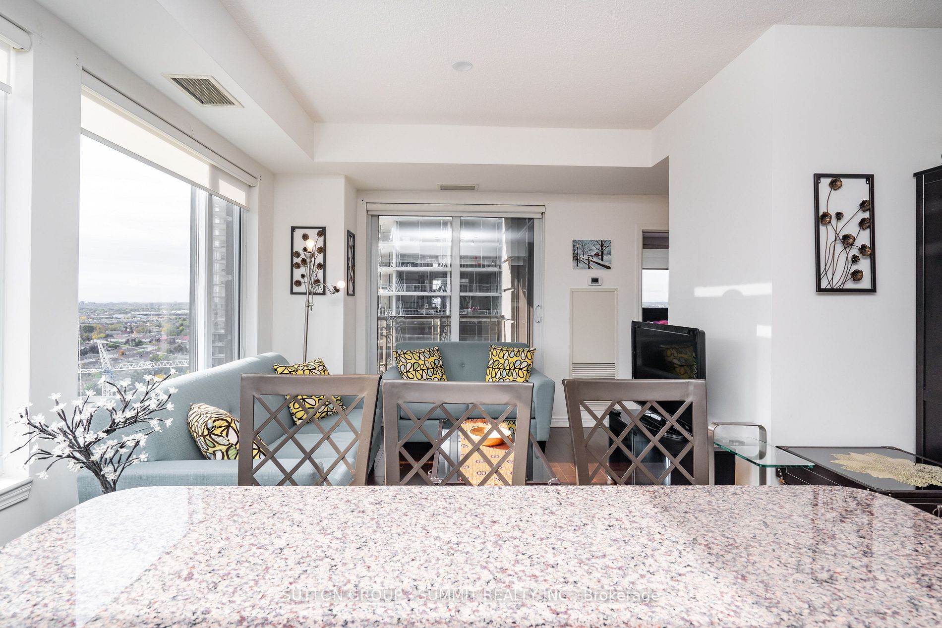 385 Prince Of Wales Dr S, #1608