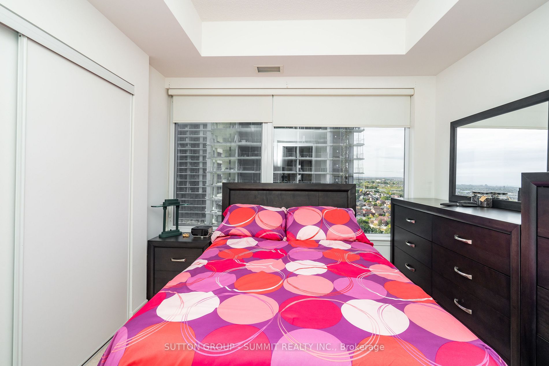 385 Prince Of Wales Dr S, #1608