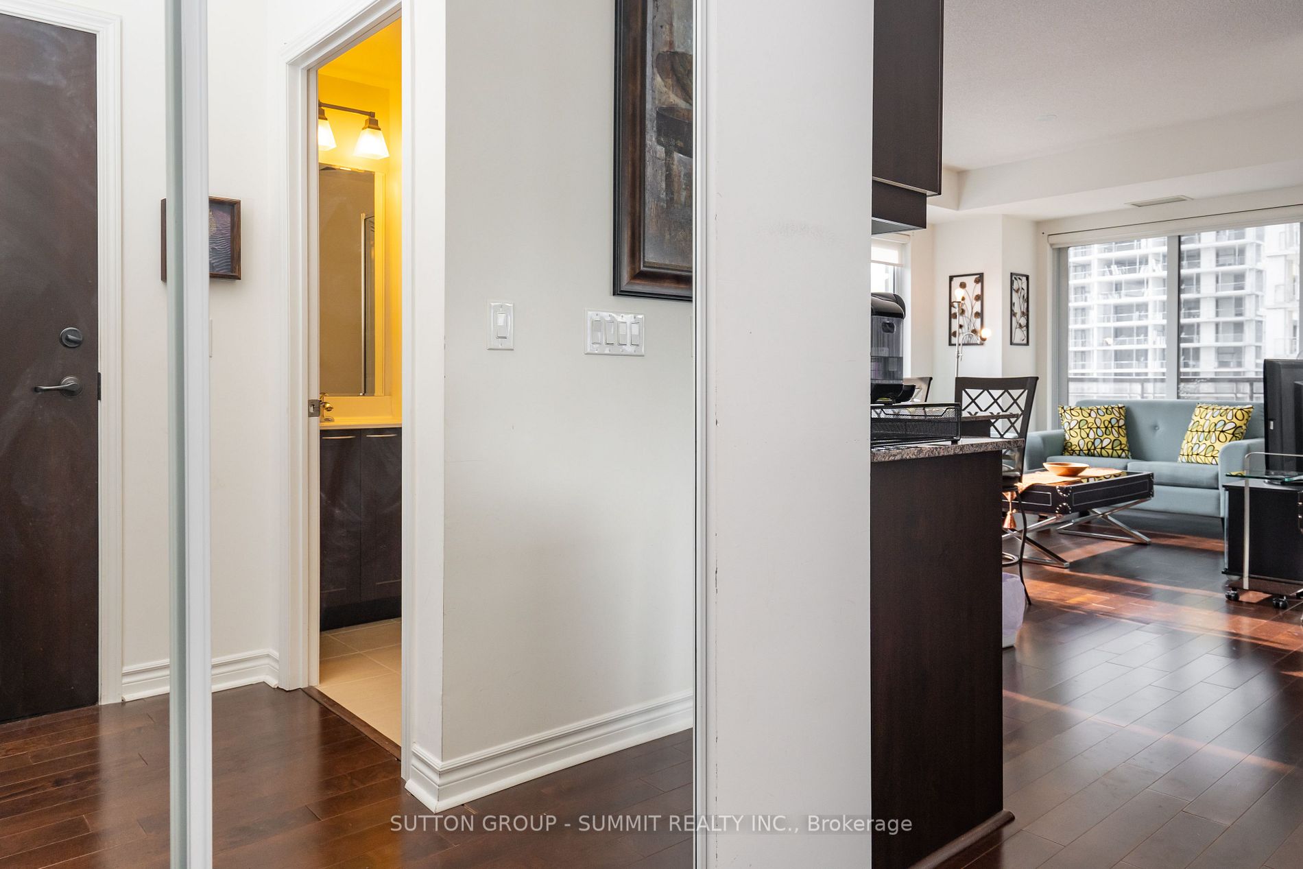 385 Prince Of Wales Dr S, #1608