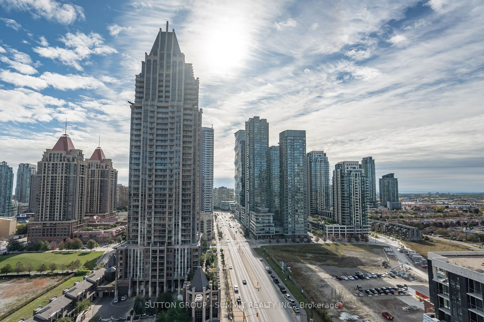 385 Prince Of Wales Dr S, #1608