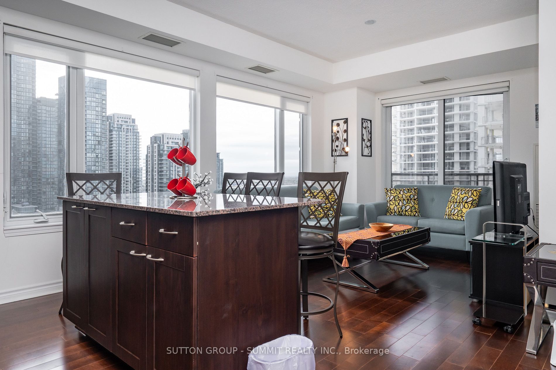 385 Prince Of Wales Dr S, #1608
