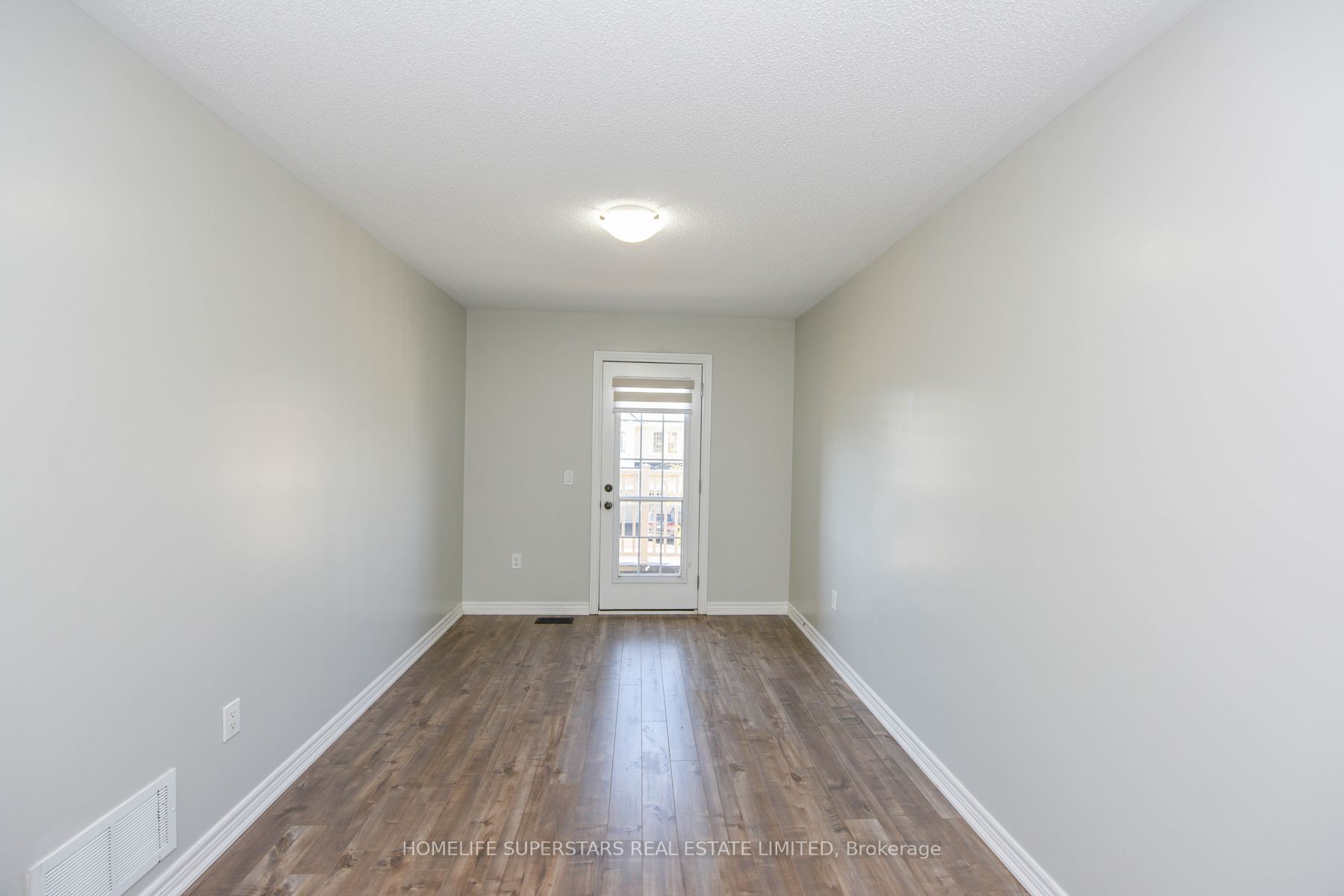 71 Speedwell St