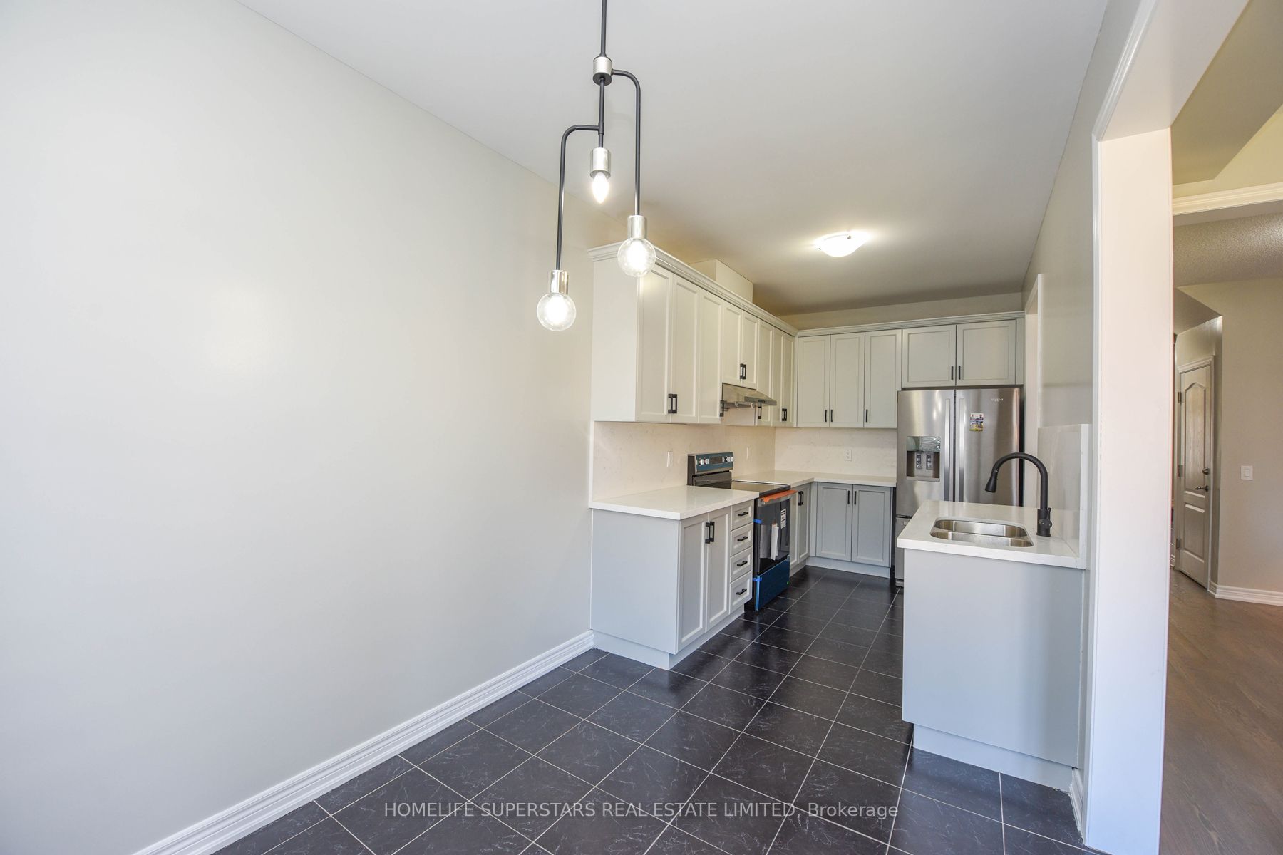 71 Speedwell St