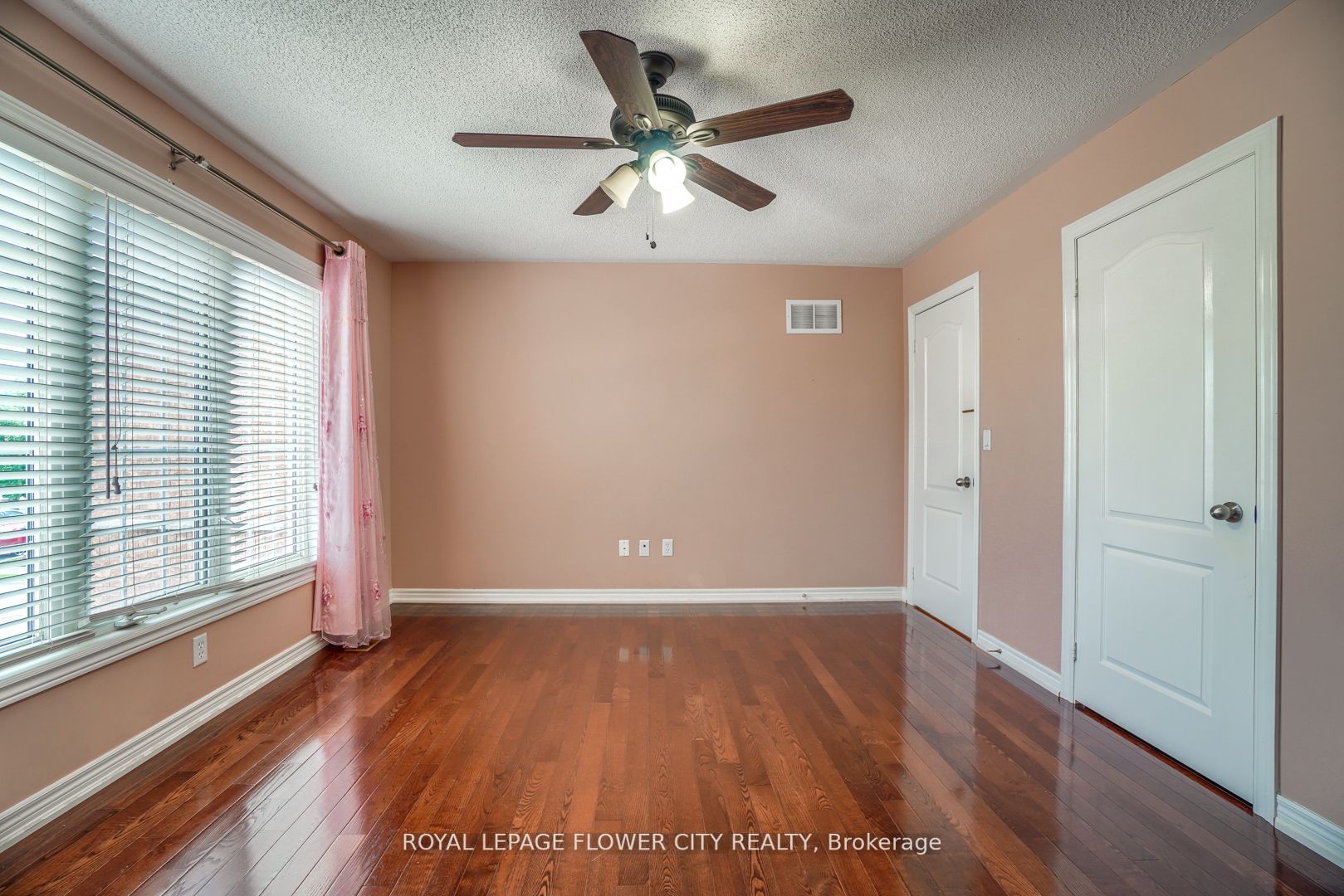 29 Long Meadow Rd