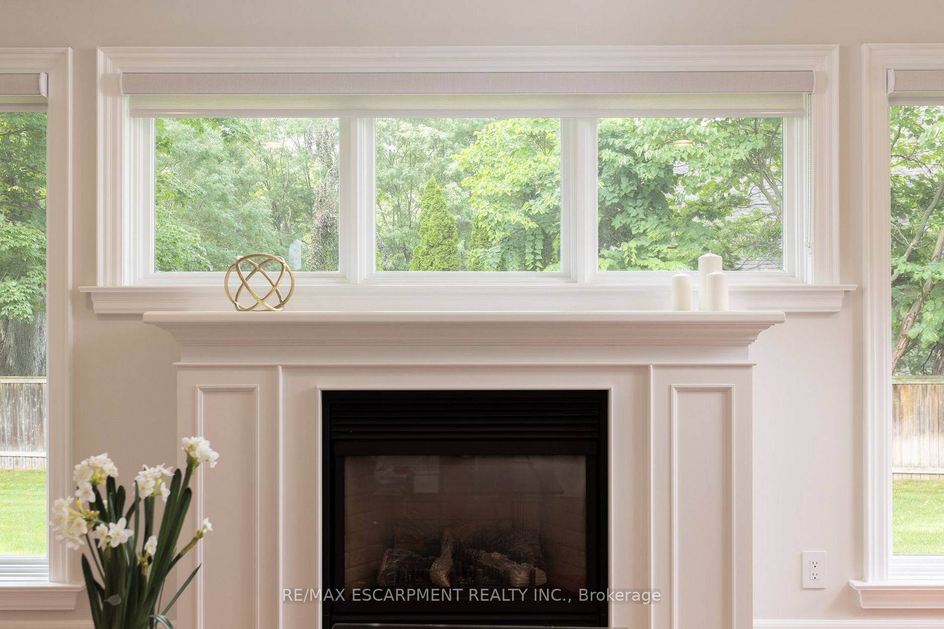 1247 Cumnock Cres