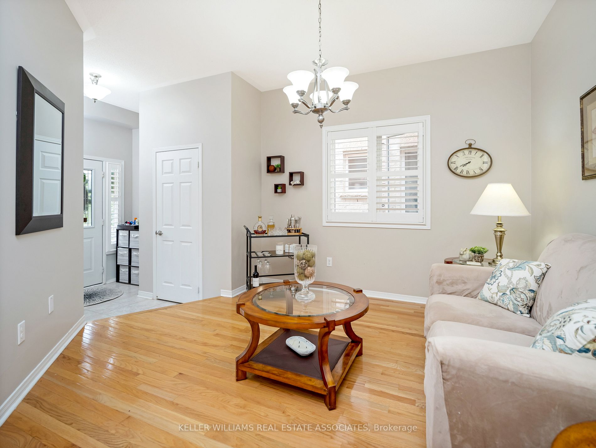 25 Elderberry Gate