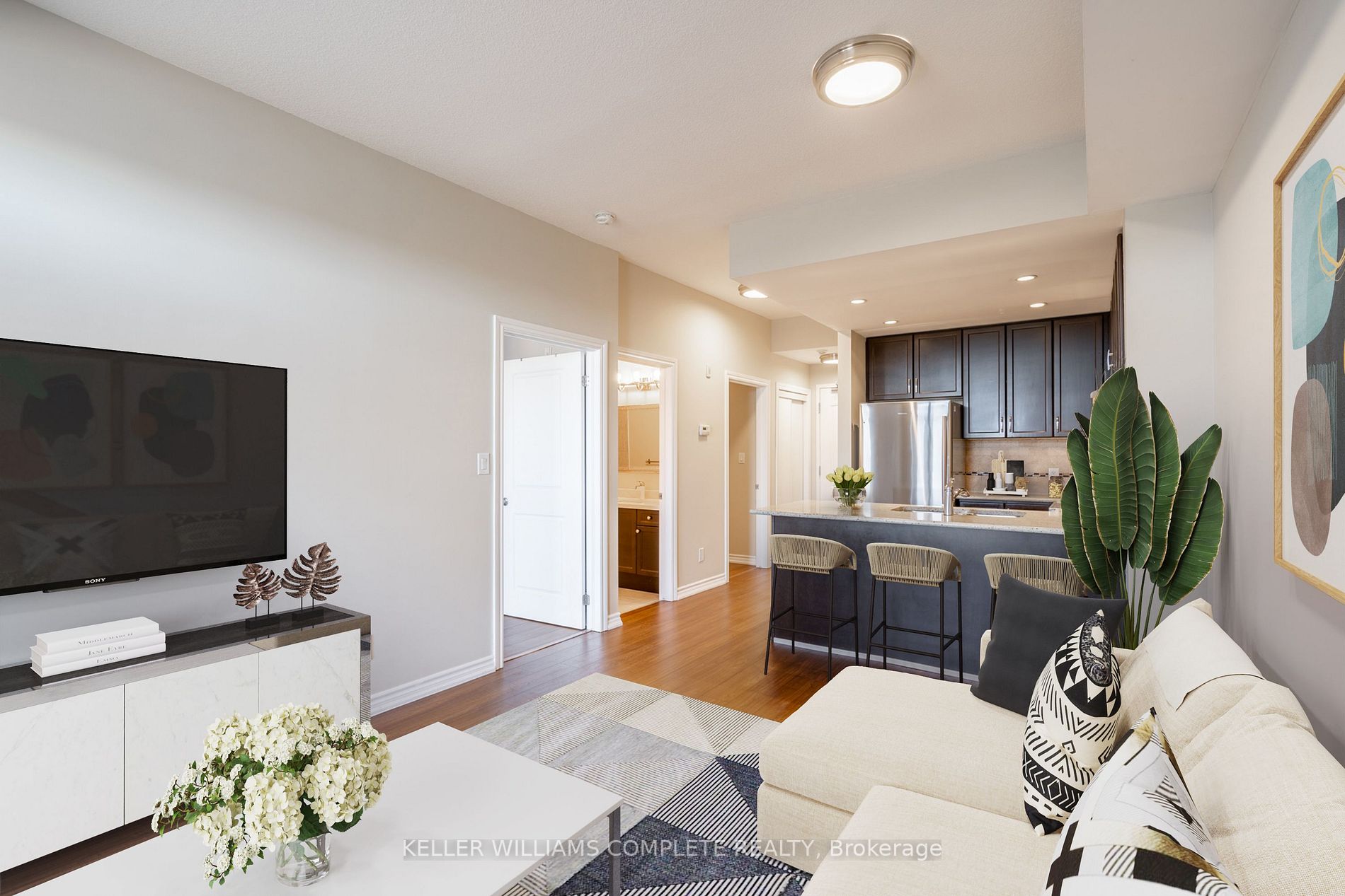 5327 Upper Middle Rd, #411