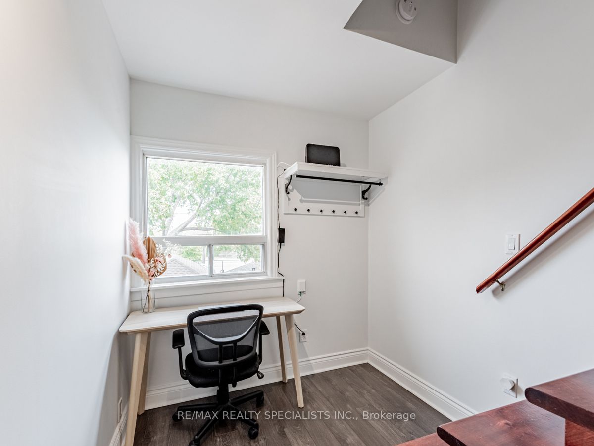 271 Sixth St