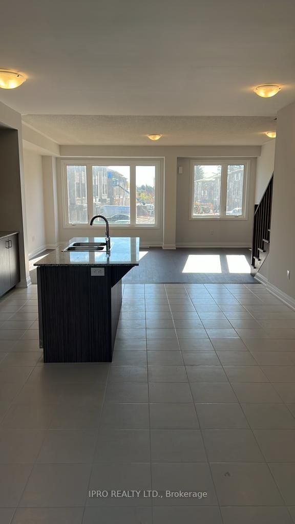 48 Windtree Way