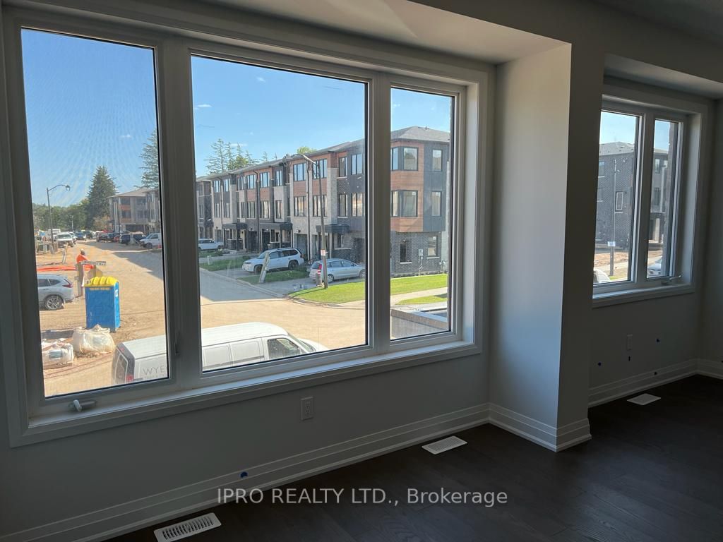 48 Windtree Way