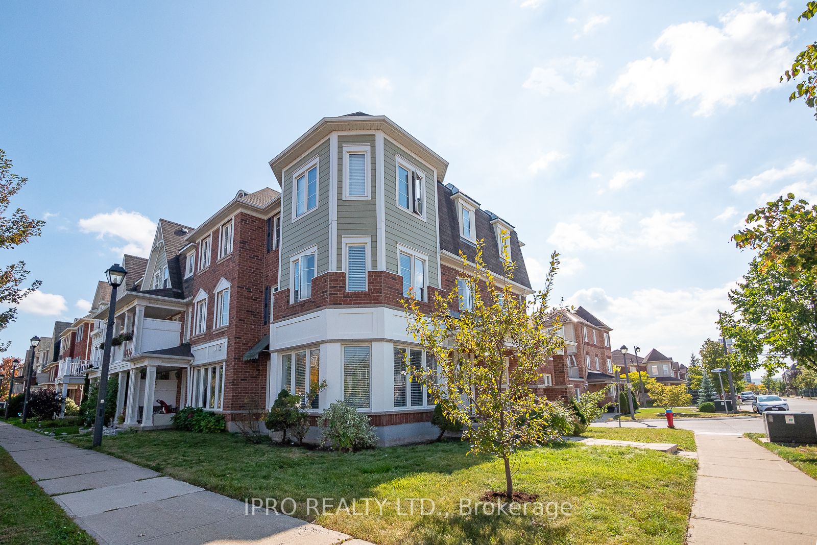 650 Holly Ave