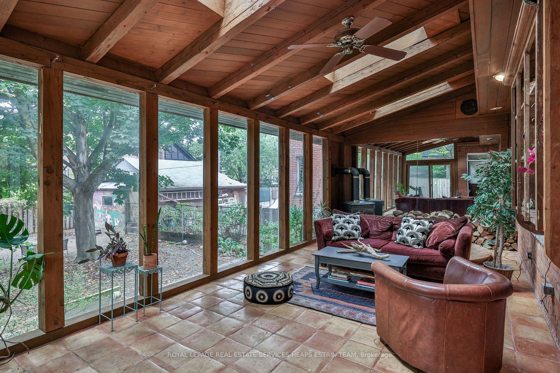 292 Indian Rd