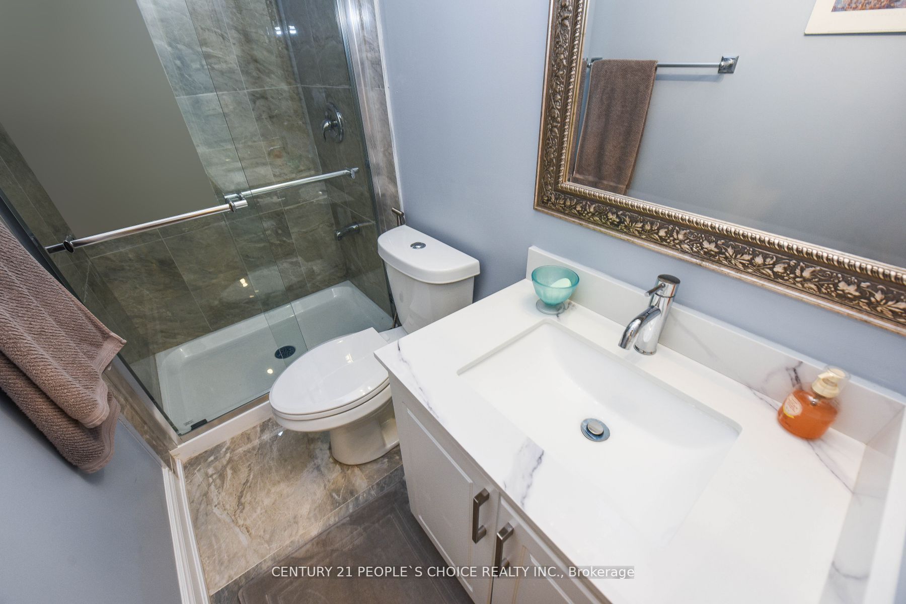 6 Sunley Cres