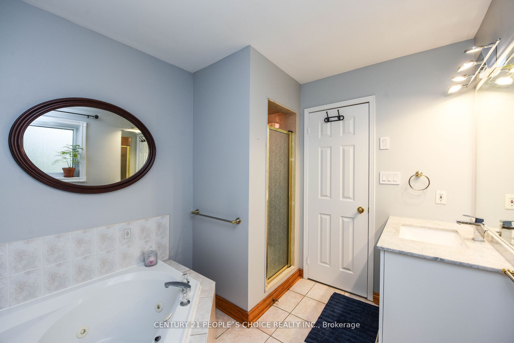 6 Sunley Cres